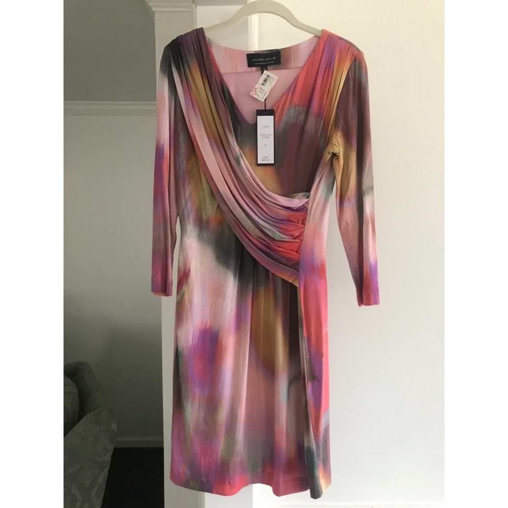 HILTON HOLLIS NEVER BEEN WORN W TAGS WRAP DRESS